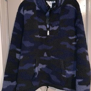 Victoria secret PINK CAMO Sherpa pullover